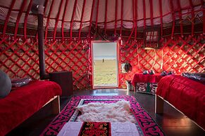 Ak-Sai Travel Yurt Camp