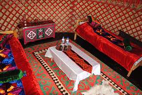 Ak-Sai Travel Yurt Camp