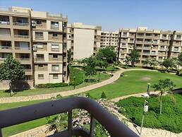 Amazing 2-bed Apartment in Cairo Madinty