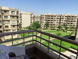 Amazing 2-bed Apartment in Cairo Madinty