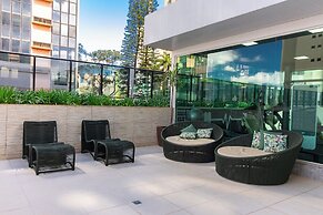 360 Athos Bulcão by Ozped