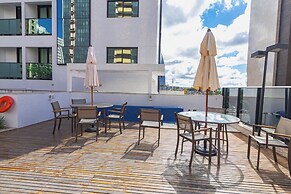 360 Athos Bulcão by Ozped