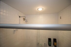 360 Athos Bulcão by Ozped