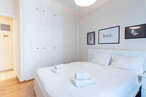 Superb Family Apt In The Center Of Athens