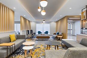 Towneplace Suites By Marriott Geneva