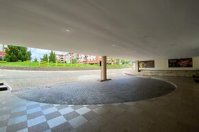 360 Lake Side by Ozped