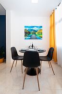 Chic 1BR Retreat in St Julian's