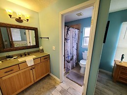 Crescent Cottage