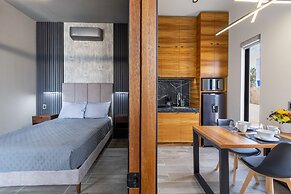 El Desierto by Naya Homes