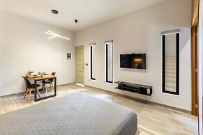 El Desierto by Naya Homes