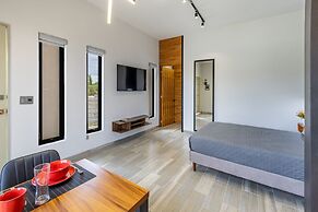 El Desierto by Naya Homes