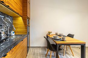 El Desierto by Naya Homes