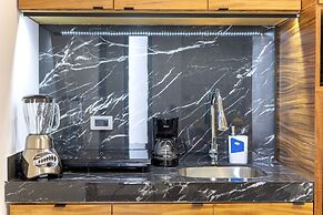 El Desierto by Naya Homes