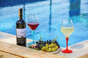 Kandybos Eco Farm Village