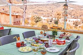 Kandybos Eco Farm Village