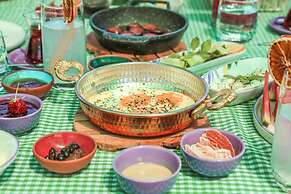 Kandybos Eco Farm Village