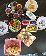 Kandybos Eco Farm Village