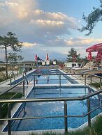 Kandybos Eco Farm Village