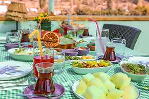 Kandybos Eco Farm Village