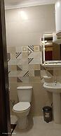 Crystal pyramids inn