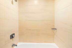 Comfort Living Alexandria Apts