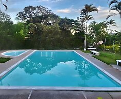 BORA.Tu Espacio Fuera de Casa