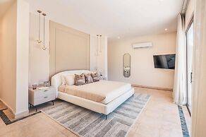 Elegant Villa w Pool at Green Village ABB