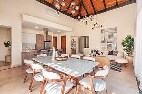 Elegant Villa w Pool at Green Village ABB