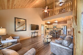 Old Mills Resort Om A6a8 6 Bedroom Condo by RedAwning