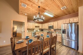 Old Mills Resort Om A6a8 6 Bedroom Condo by RedAwning