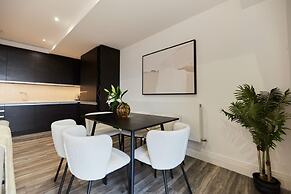 The Harlesden Escape - Spacious 3bdr Flat With Balcony