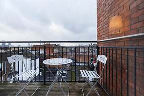 The Harlesden Escape - Spacious 3bdr Flat With Balcony