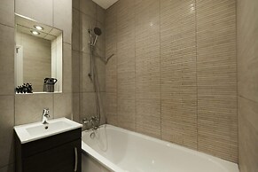 The Harlesden Escape - Spacious 3bdr Flat With Balcony