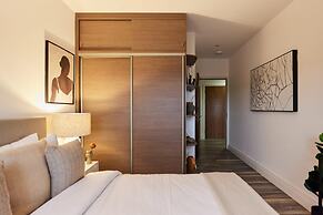 The Harlesden Escape - Spacious 3bdr Flat With Balcony