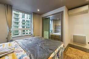 The Vauxhall Hideout - Comfy 2bdr Flat With Balcony