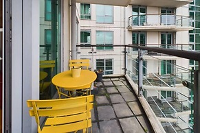 The Vauxhall Hideout - Comfy 2bdr Flat With Balcony