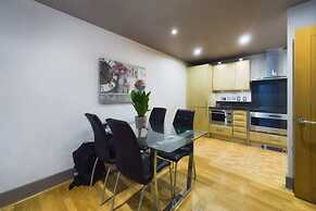 The Vauxhall Hideout - Comfy 2bdr Flat With Balcony