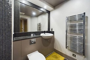 The Vauxhall Hideout - Comfy 2bdr Flat With Balcony