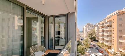 Geula Solaire in Tel Aviv-yafo