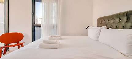 Geula Solaire in Tel Aviv-yafo