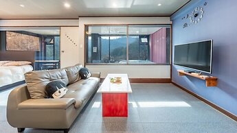 Gapyeong Poin Poolvilla Pension