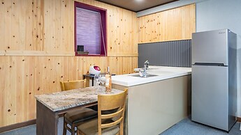 Gapyeong Poin Poolvilla Pension