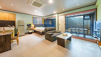 Gapyeong Poin Poolvilla Pension