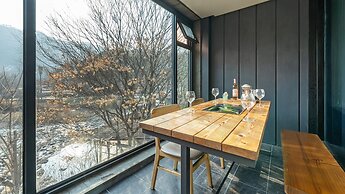 Gapyeong Poin Poolvilla Pension