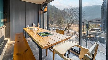 Gapyeong Poin Poolvilla Pension