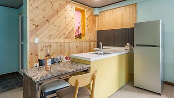 Gapyeong Poin Poolvilla Pension