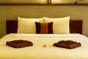 Lok Taneuy Residence