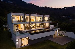 Luxury 5 Bedroom Modern Villa - KBR17