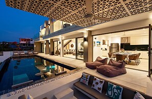 Luxury 5 Bedroom Modern Villa - KBR17