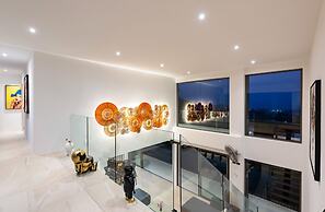 Luxury 5 Bedroom Modern Villa - KBR17